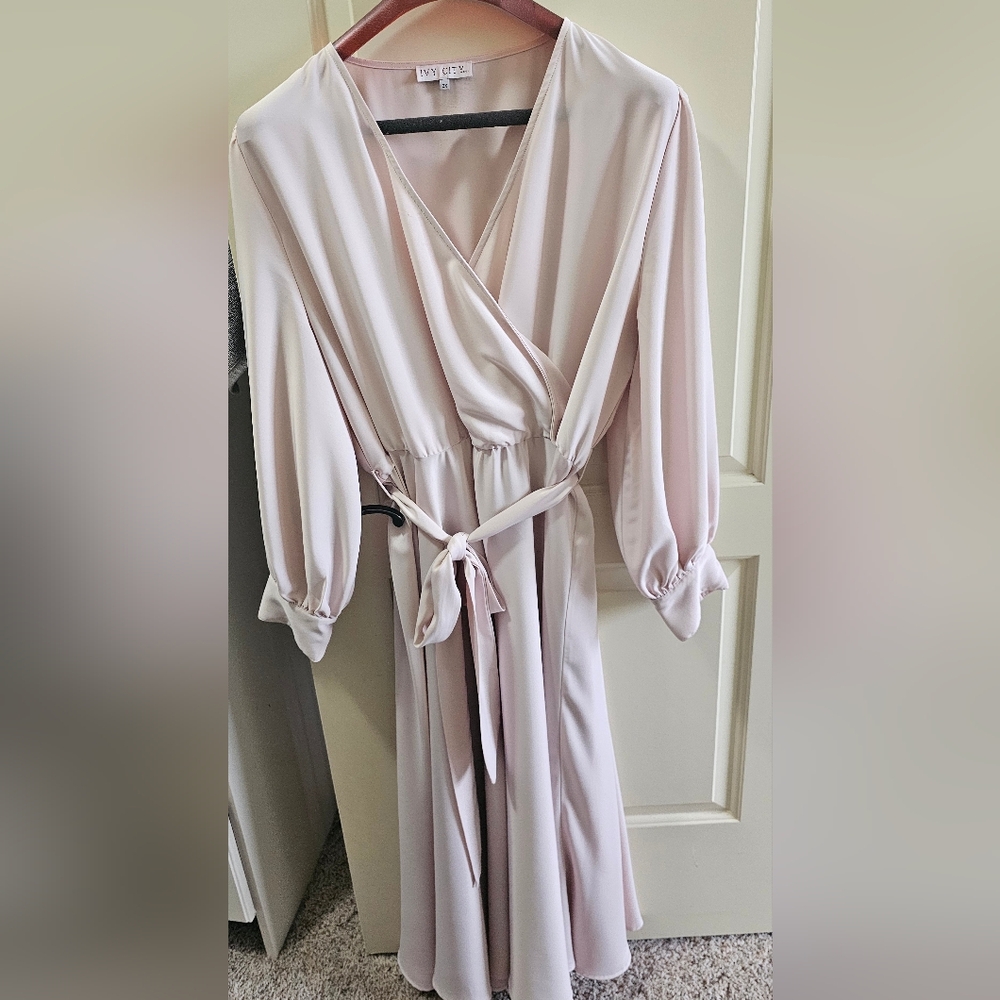 Ivy City Co Blush Maxi Dress